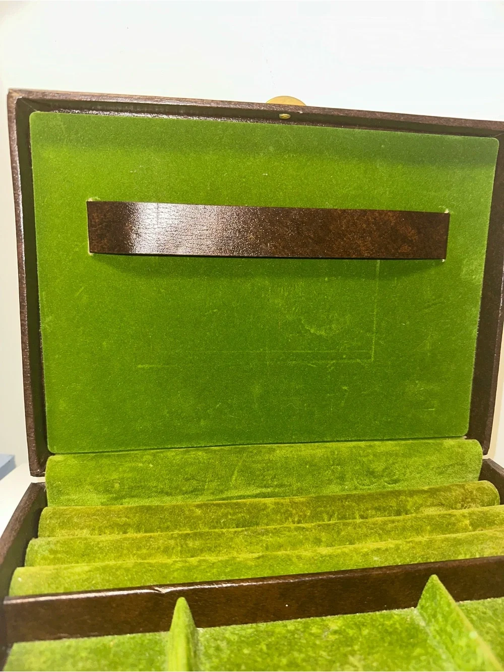 Vtg Buxton Jewelry/Accessories Box